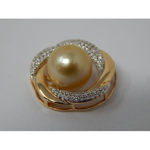 43 - 18ct Yellow Gold Pendant Set with a Golden South Sea Pearl Measuring 10.80mm & Diamonds 0.37cts.