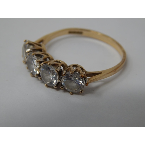 57 - 9ct Yellow Gold Ring: Size Q