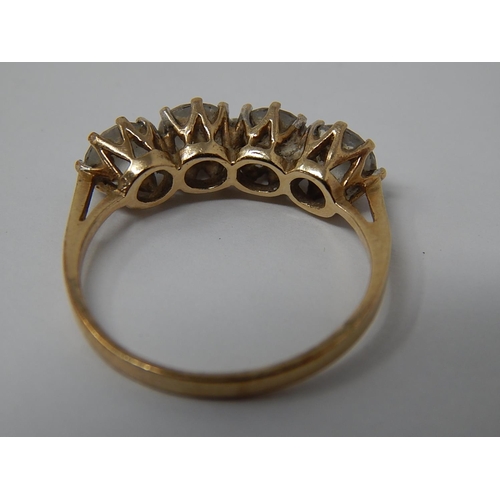 57 - 9ct Yellow Gold Ring: Size Q