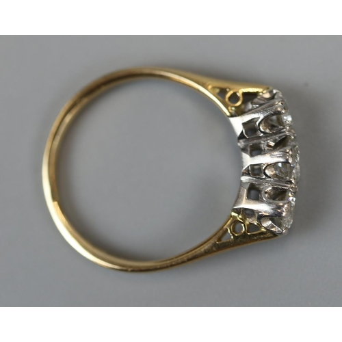 39 - 18ct gold 3 stone diamond ring - Size M½