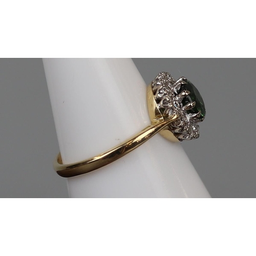 40 - 18ct gold green garnet & diamond cluster ring - Size N¼