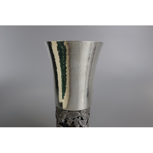 28 - Cased solid silver goblet L/E - Epping Forest - Approx gross weight 385g
