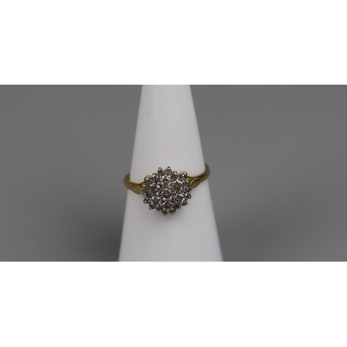 34 - 18ct gold diamond cluster ring  - Approx size M