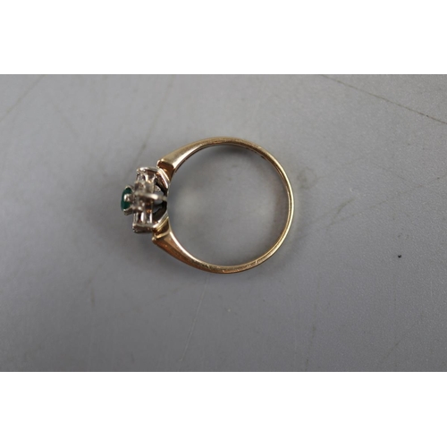 45 - Gold emerald and diamond cluster ring - Approx. size: K