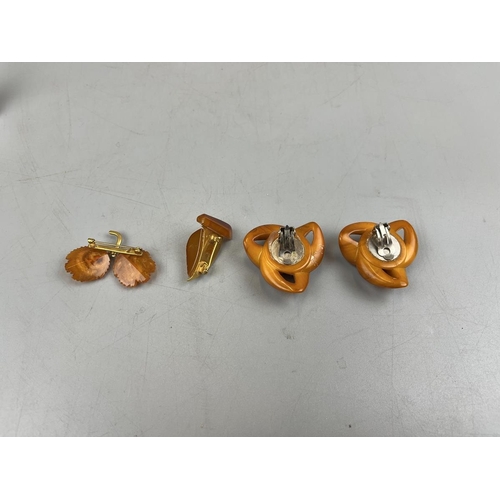 47 - Collection of amber jewellery
