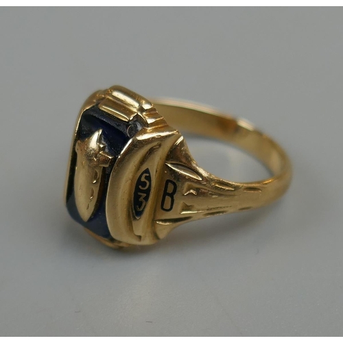 29 - 10ct gold ring together with gold watch A/F
