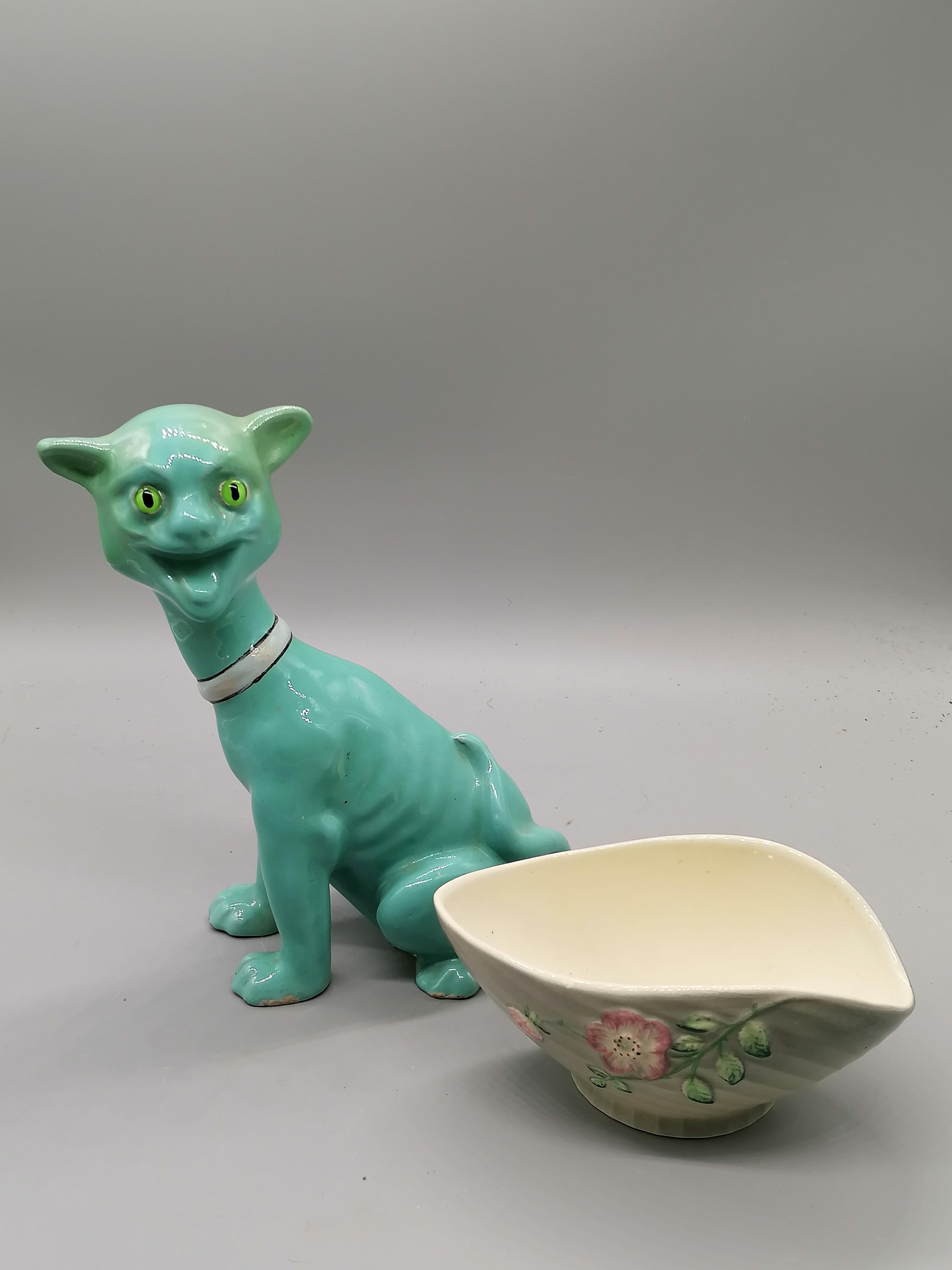 A Mosanic pottery cat figurine (marked at base) together with a Shorter ...