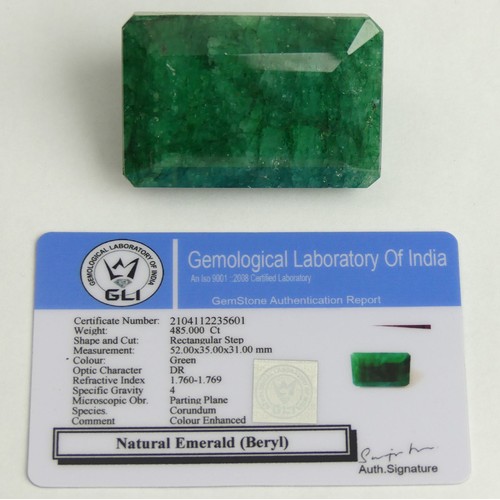 33 - Huge 485 carat rectangular step cut emerald with certificate. UK Postage £12.