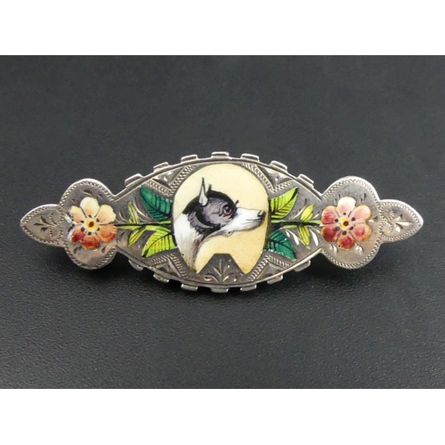39 - Late Victorian silver and enamel dog and flower scene design brooch, 3.4 grams. 4.5 cm wide. UK Post... 