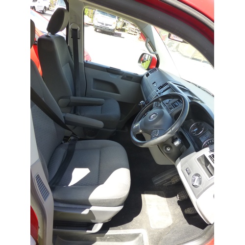 24 - VW Transporter T30 HiLine 180 TDi Kombi SWB Van/side windows, 6 seater, Red, Reg GL13 CXU, 31/07/201... 