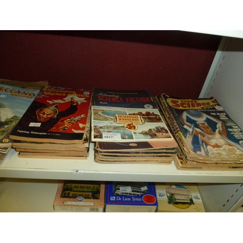 1017 - A quantity of miscellaneous vintage science fiction pulp novels and other and vintage booklets