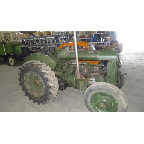 763 - Standard Fordson Tractor, reg. MEW 690. petrol / TVO, Chassis no 818120, original green colour, Old ... 