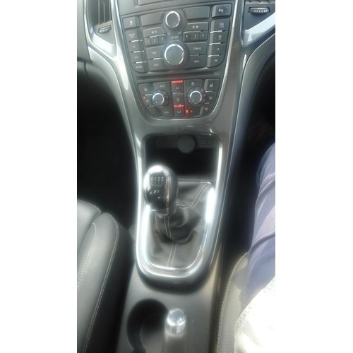 775 - Vauxhall Astra Elite 5 Dr hatch reg DK13 RUC, 1st reg 12/04/2013.. 5 sp manual petrol 1598cc, MoT to... 
