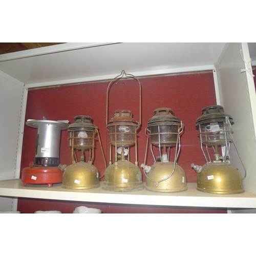 2007 - A vintage paraffin stove and four vintage Tilley lamps