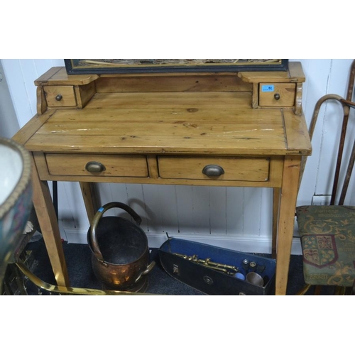 Pine Country Cottage Style Desk