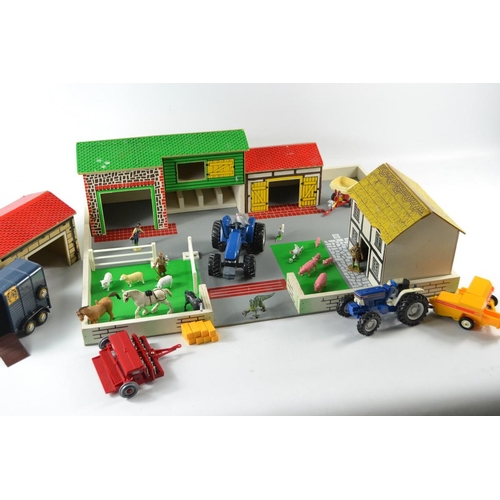 britains farm buildings and accessories