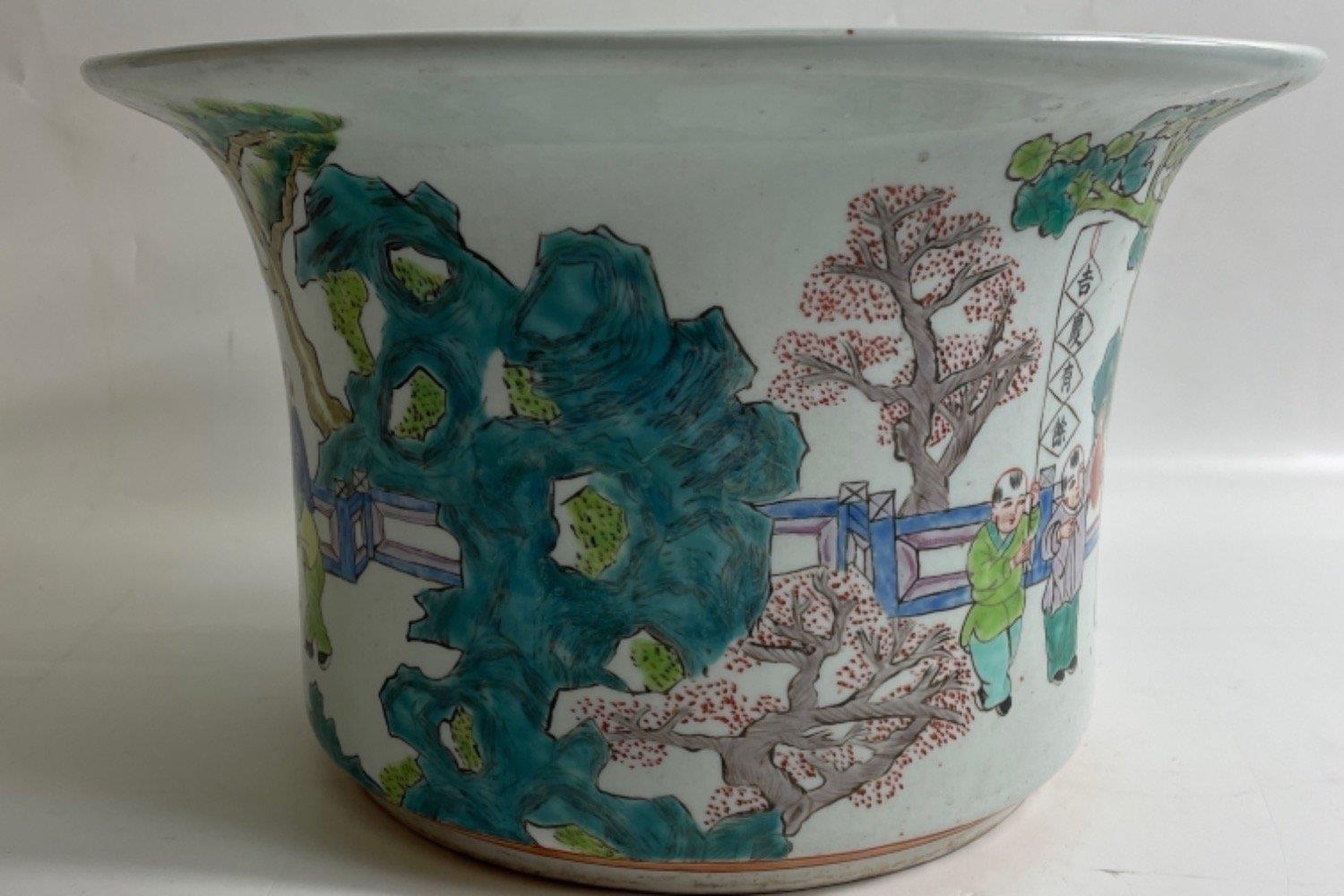 ORIENTAL VINTAGE POT PLANT HOLDER stands 17cm, 27cm diameter