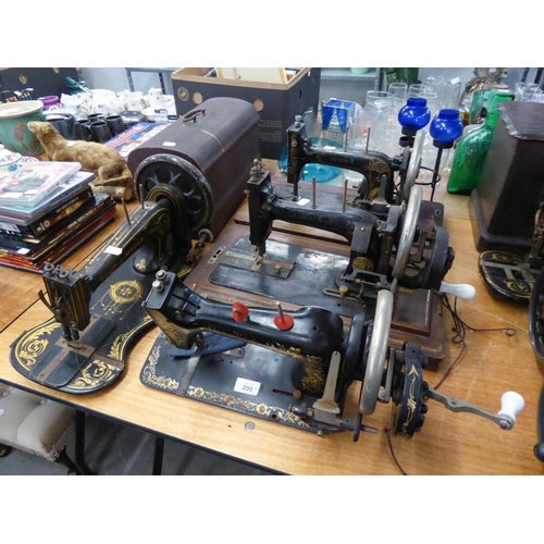 VESTA B VINTAGE MANUAL SEWING MACHINE, SUPER VINTAGE MANUAL Barnebys