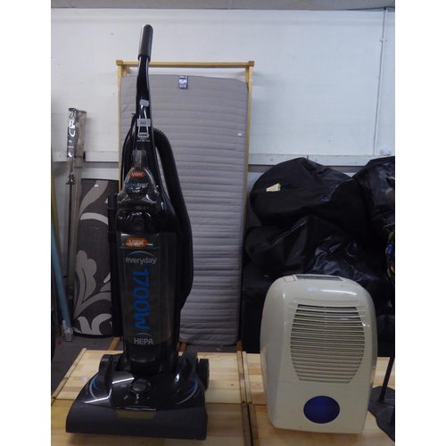 A VAX UPRIGHT WET AND DRY VACUUM CLEANER AND A DEHUMIDIFIER... Barnebys