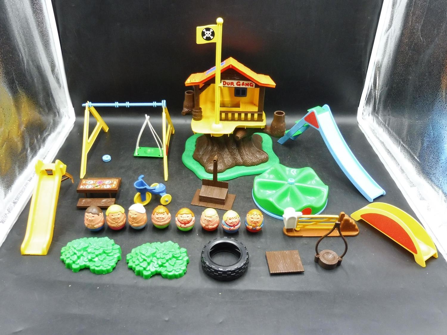 weeble wobble tree house