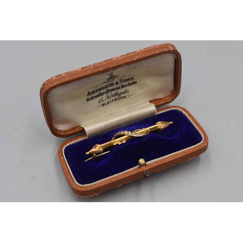 4 - Vintage 9ct Gold Seed Pearl Pin Brooch in Original Box (1.54 grams)