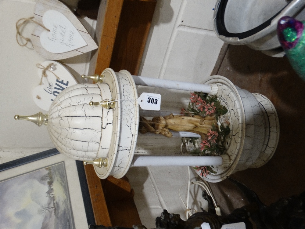 A Circa 1970s Retro Dripping Oil Rain Lamp