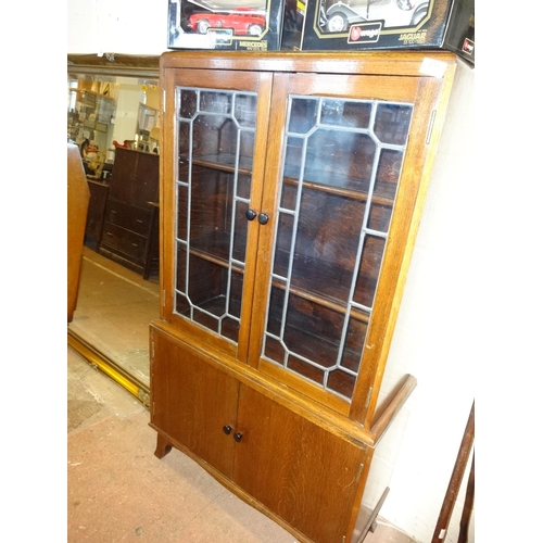 Art Deco Style Display Cabinet Lead Light Doors 2x Wooden Shelves