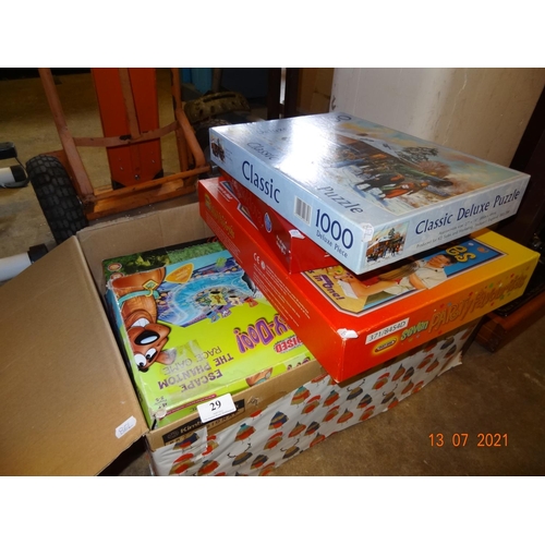 29 - A selection of various puzzles and board games etc. 12 in total