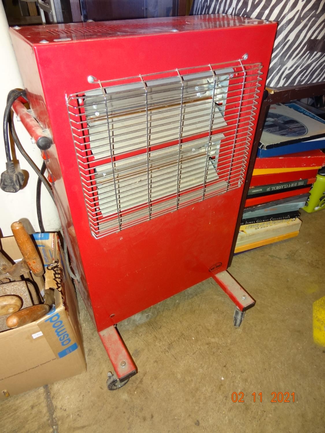 Heavy duty halogen heater in working order model EH0208, Prem1air