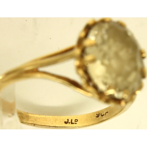 50 - 9ct gold large topaz ring, size O/P, 2.4g. P&P Group 1 (£14+VAT for the first lot and £1+VAT for sub... 