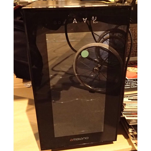 Ambiano countertop wine fridge for six bottles. Not availabl... Barnebys