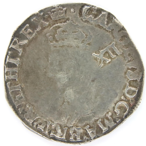 3031 - 1633-4 hammered silver shilling of Charles I. P&P Group 1 (£14+VAT for the first lot and £1+VAT for ... 