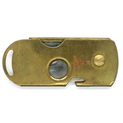 2041 - WWII Kriegsmarine cutter from a lifeboat survival kit. Made in brass with a razor blade inside, open... 