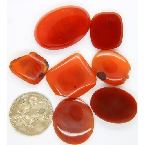 7 - Loose carnelian stones, largest 25 x 18 mm. P&P Group 1 (£14+VAT for the first lot and £1+VAT for su... 