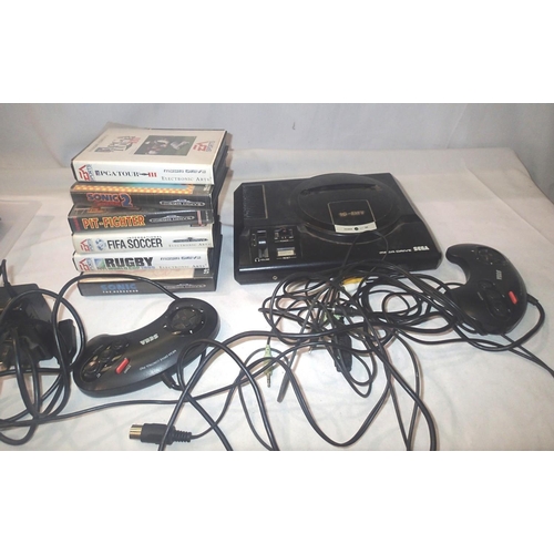2039 - Sega Mega drive and games. P&P Group 2 (£18+VAT for the first lot and £3+VAT for subsequent lots).