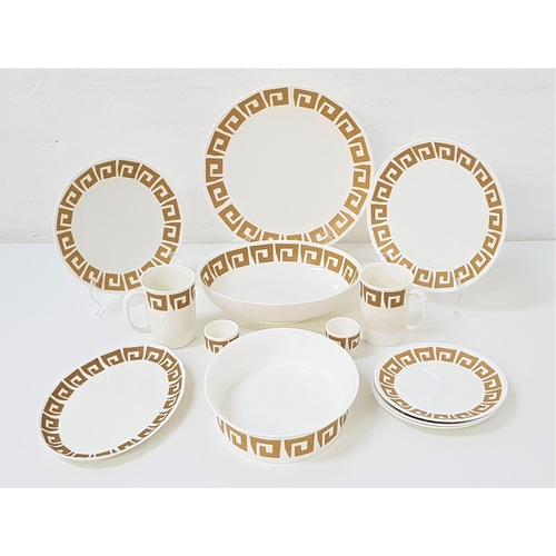 196 - WEDGWOOD SUSIE COOPER DESIGN OLD GOLD KEYSTONE PART BREAKFAST SET
comprising egg cups, coffee mugs, ... 