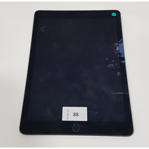 APPLE IPAD PRO (WIFI & CELLULAR) MODEL - A1674 serial number... | Barnebys