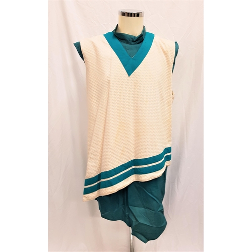 117 - SEA QUEST DSV TELEVISION SERIES (1990s) - TWO PIECE MEDICAL LAB SHIRT AND VEST
the teal cotton under... 