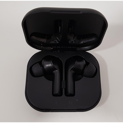 44 - WILLFUL EARBUDS T7 
touch control earbuds and charging case
