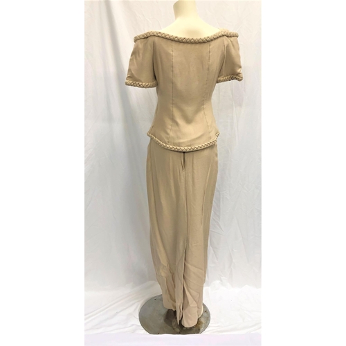 21 - VERONICA LAKE OWNED TWO PIECE EVNING OUTFIT
Handmade. Comprising skirt and jacket in tan colour, the... 