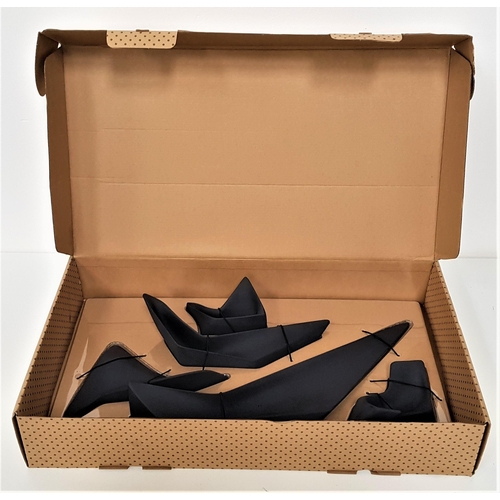 ALESSI NICHE MODULAR CENTREPIECE DISH designed by Zaha Hadid... Barnebys