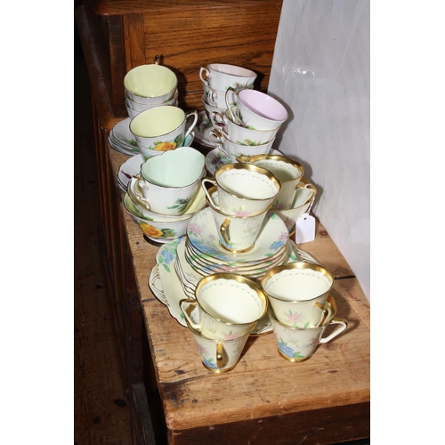 49 - Twenty one piece Grafton Chine 'June' tea set, eleven Roslyn China 'Wheatcroft Roses' tea cups and s... 