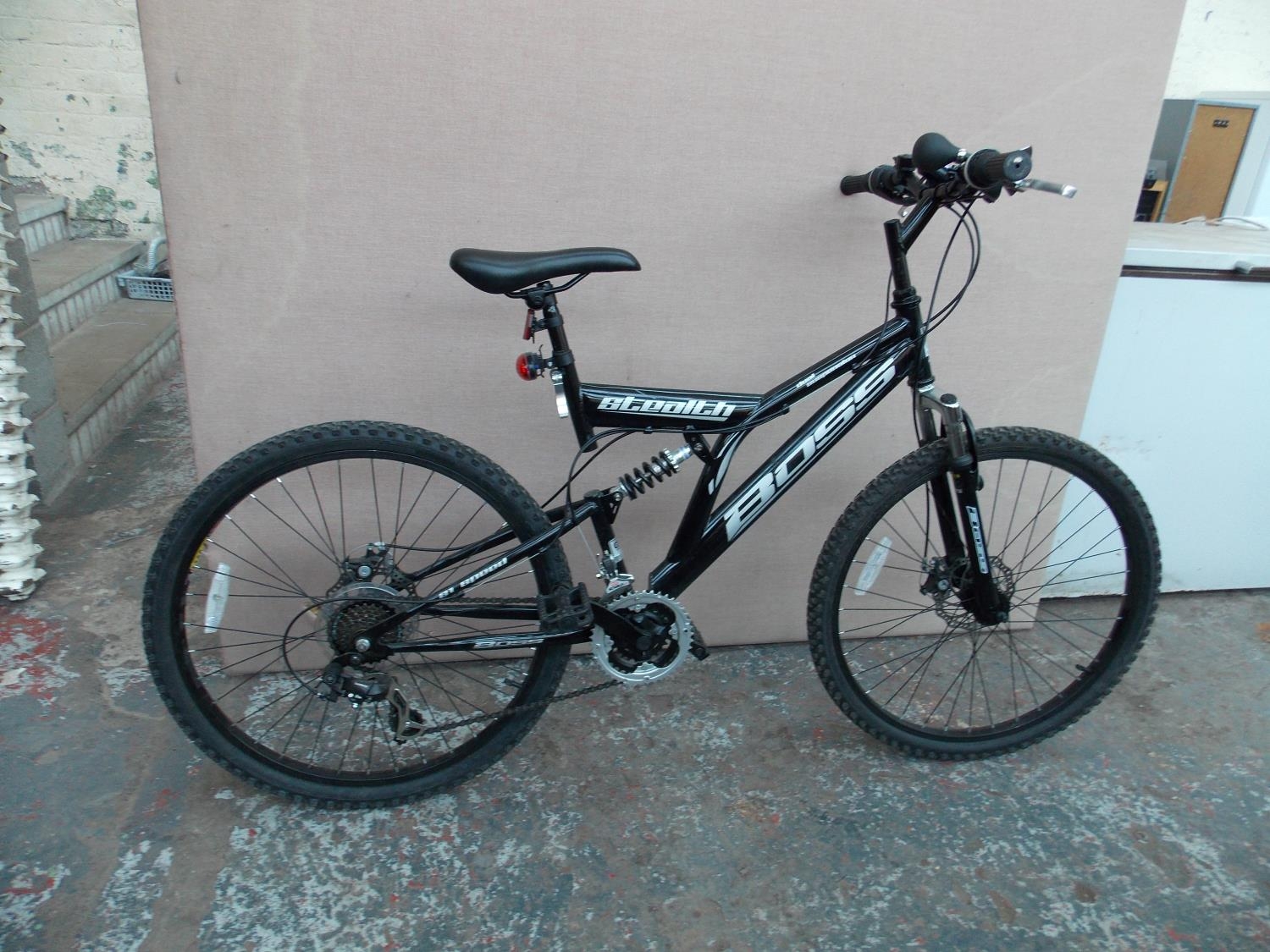 boss stealth mountain bike