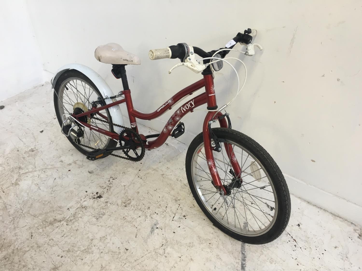 apollo ivory bike