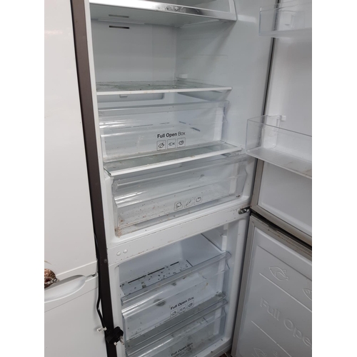A GREY SAMSUNG DIGITAL INVERTER TECHNOLOGY UPRIGHT FRIDGE FREEZER