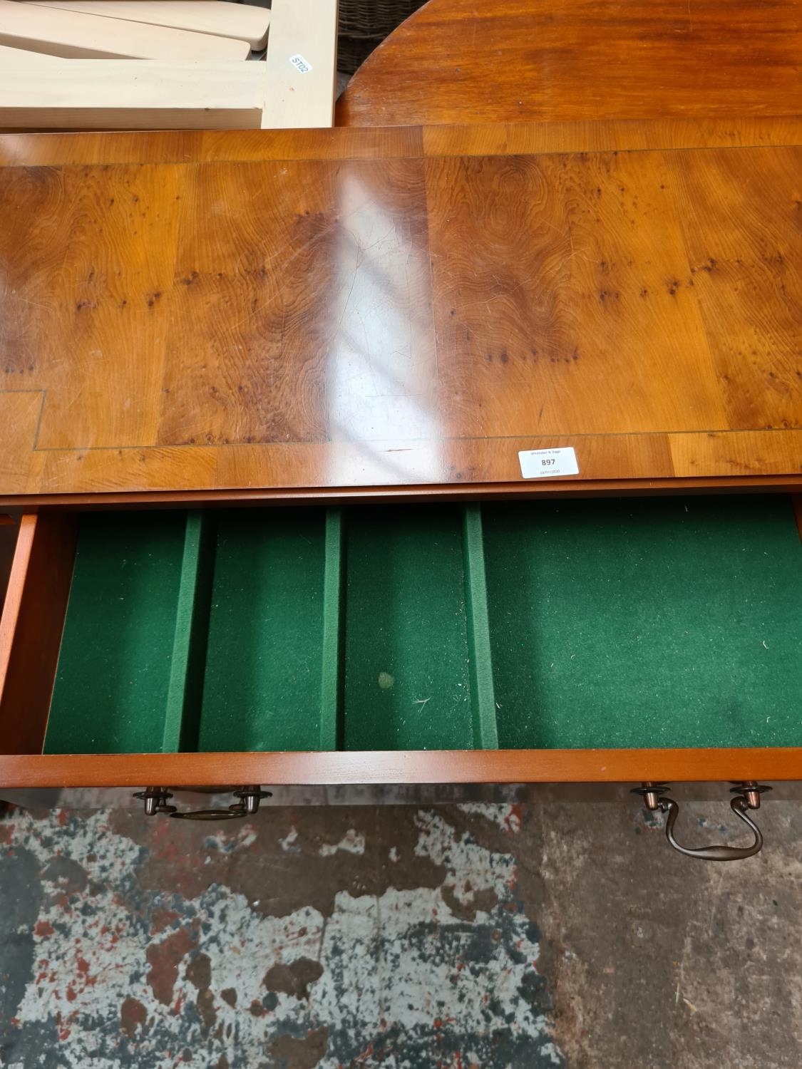 A LATE 20TH CENTURY STRONGBOW FURNITURE YEW WOOD SIDEBOARD WITH FOUR