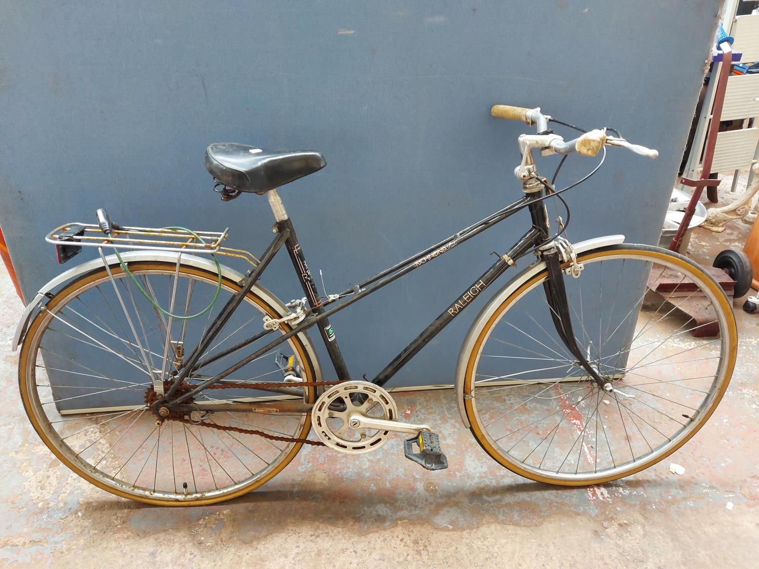 raleigh richmond ladies bicycle