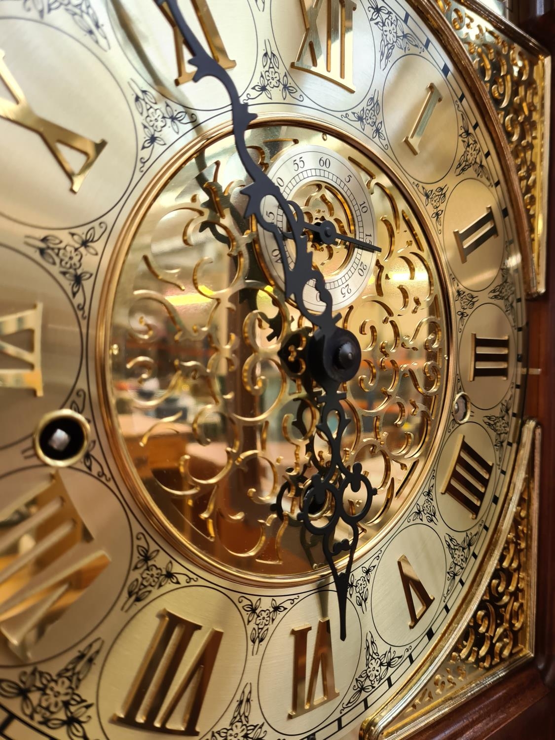 A German Dold Exquisit Black Forest Clock Factory burr walnut ...