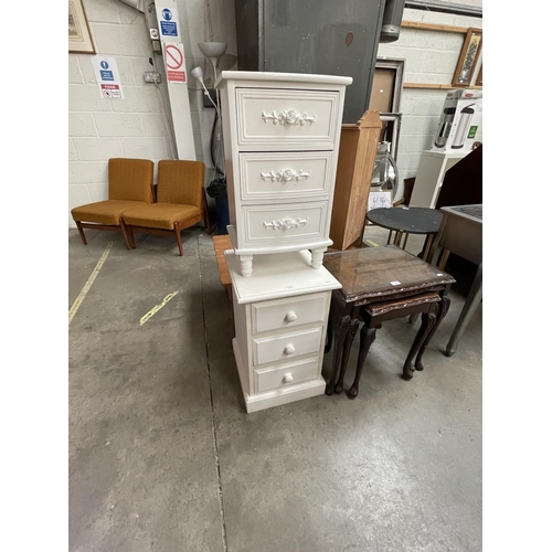 33 - 2 White 3 drawer bedside chests (62H 37W 29D cm & 62H 39W 41D cm)
