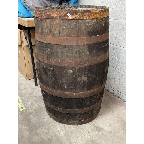 6 - Vintage barrel (88H 60DIAM cm)